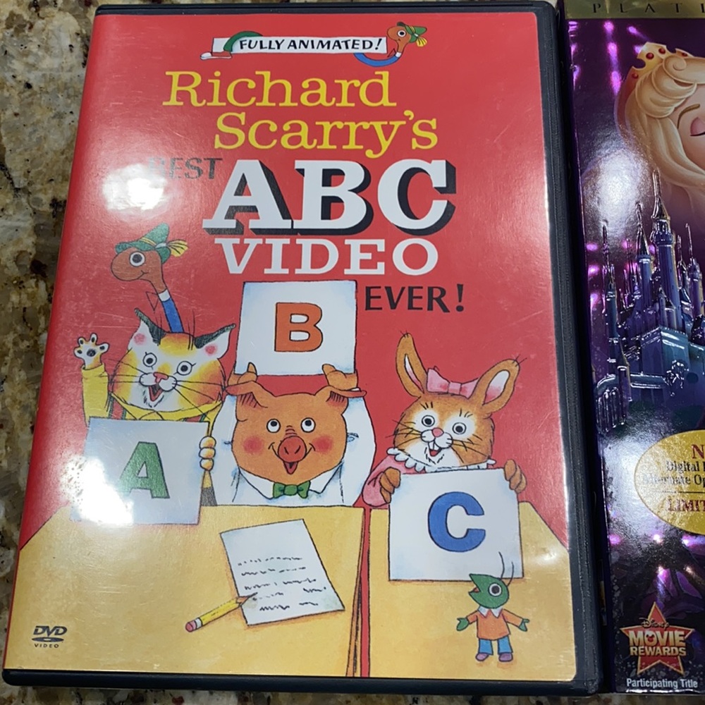 Set of 12 Children’s  DVD Movies! - Picture 13 of 14